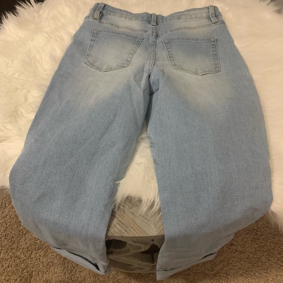 DMI BOYFRIEND CROP JEANS ❤️ fit amazing ❤️ only warn a few times - Picture 3 of 5